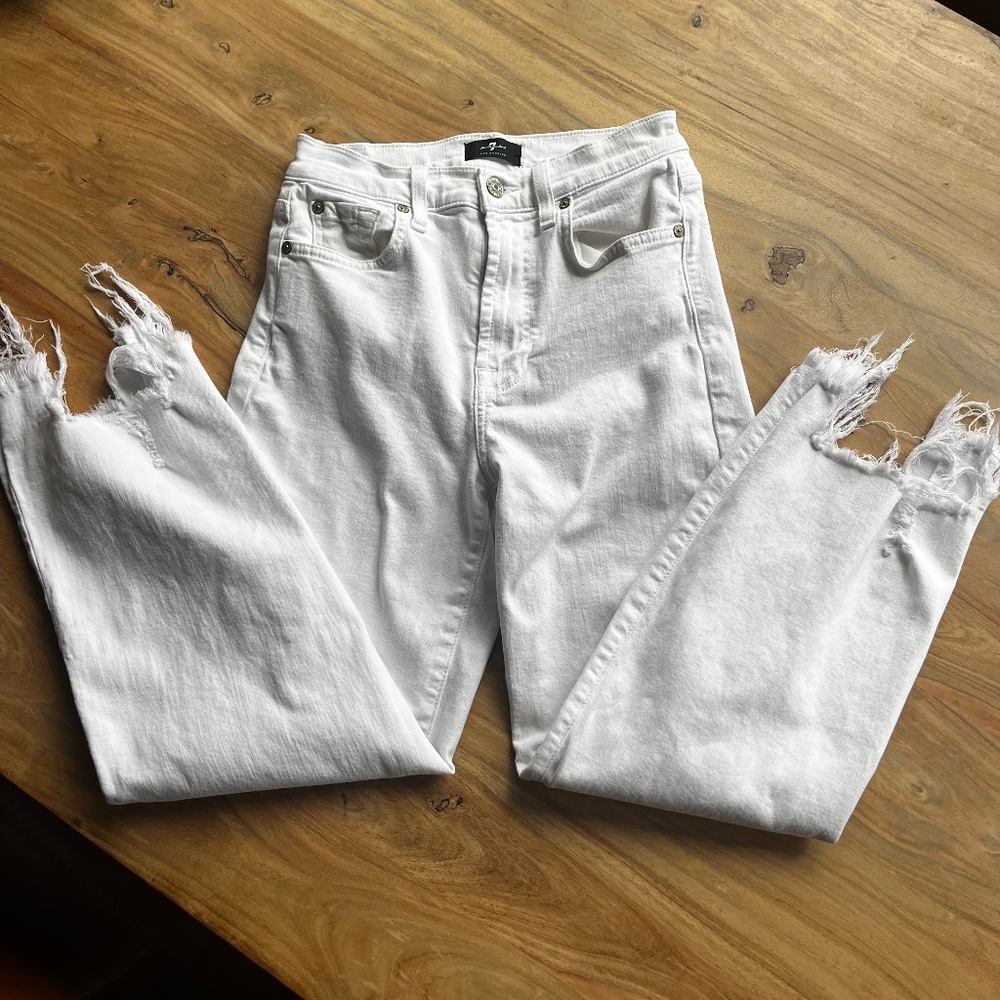 7 for all Mankind white Alexa cropped jeans, destroyed hem, size 24. EUC